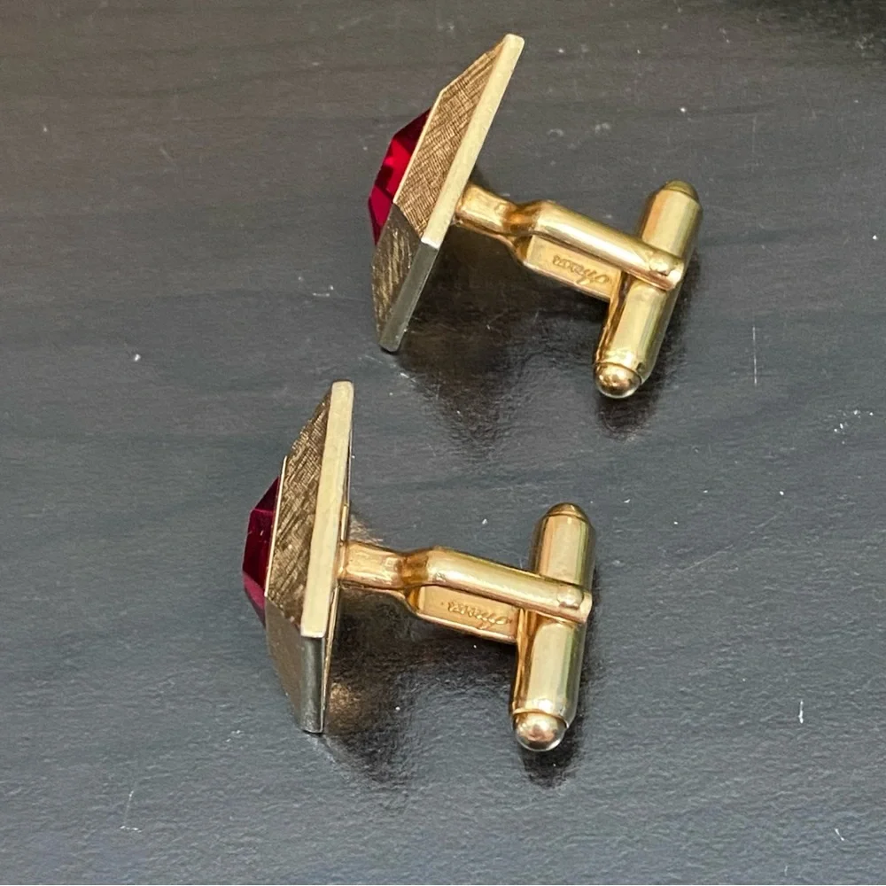 Vintage ANSON Signed Ruby Red Gold Trapezoid Cufflinks